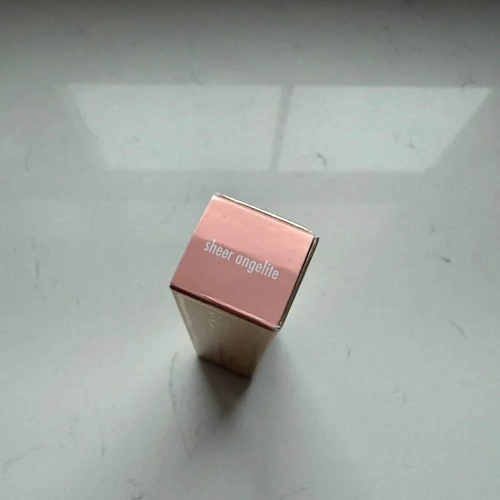 Stila Suede Shade Liquid‎ Eye Shadow Sheer Angelite Matte 0.153oz 4.5mL NWB